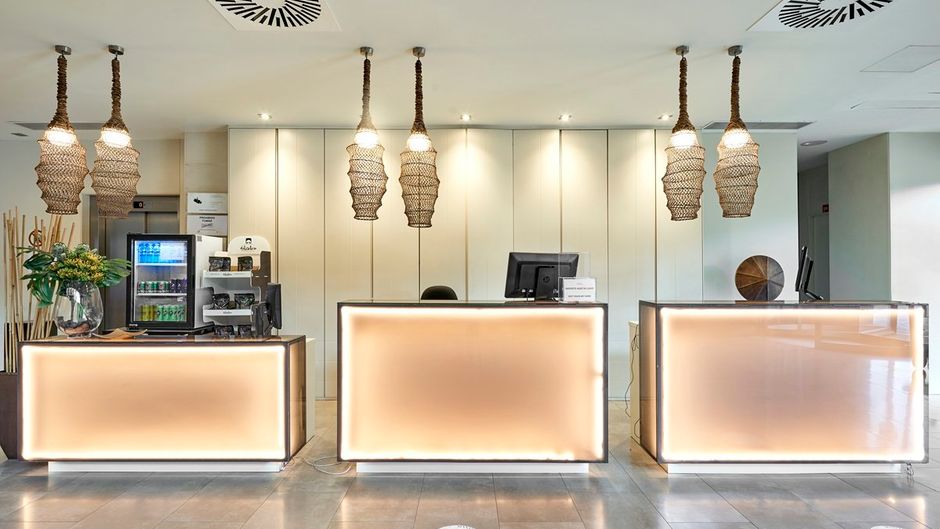 Rafaelhoteles Forum Alcala Lobby