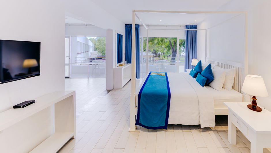 Trinco Blu by Cinnamon Suite