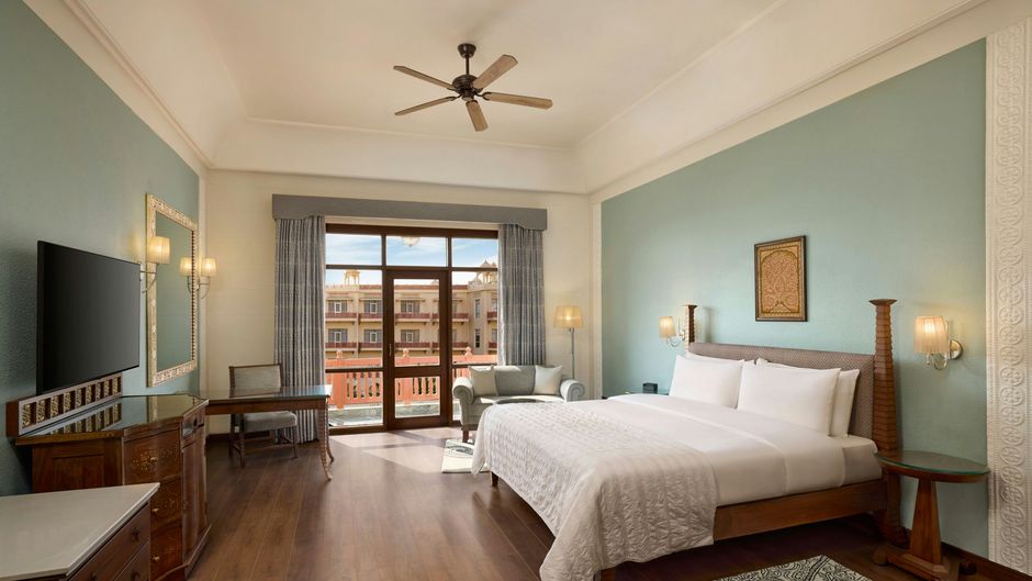 Le Meridien  Jaipur Resort & Spa Room
