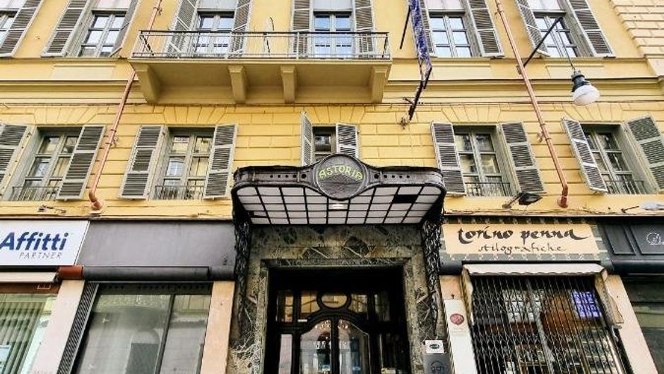 Hotel Astoria Exterior