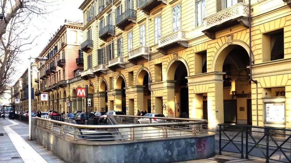 Hotel Astoria Exterior