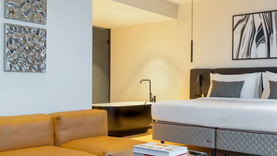 DAS AFFALTERBACH, Stuttgart, Autograph Suite