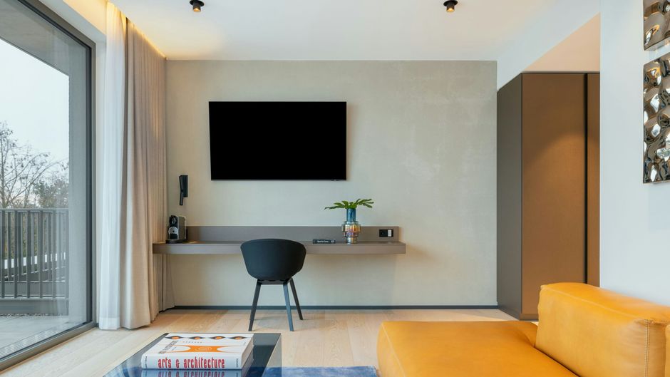 DAS AFFALTERBACH, Stuttgart, Autograph Suite