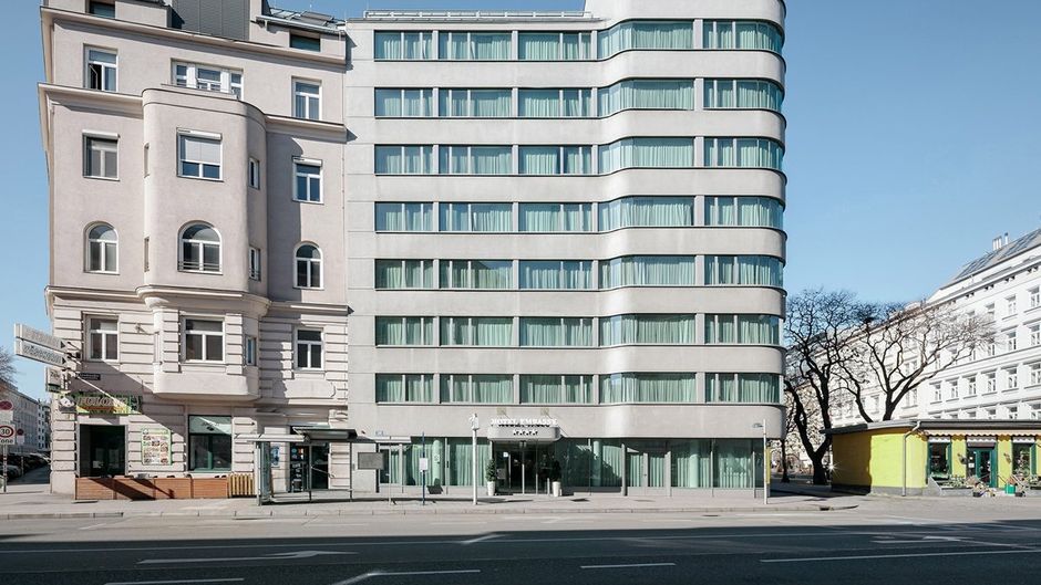 Eurostars Thalia Exterior