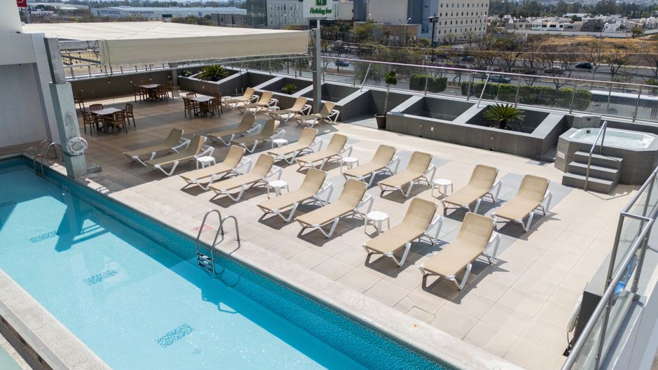 Holiday Inn Queretaro Zona Krystal Pool
