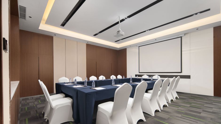 Hampton Inn Zhenjiang Meeting