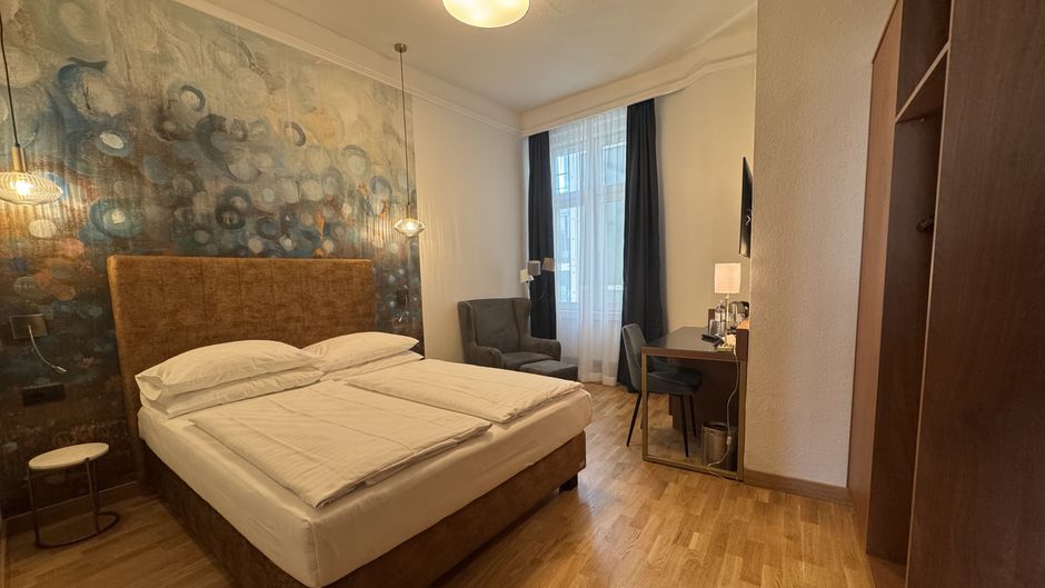 Hotel Secession Room