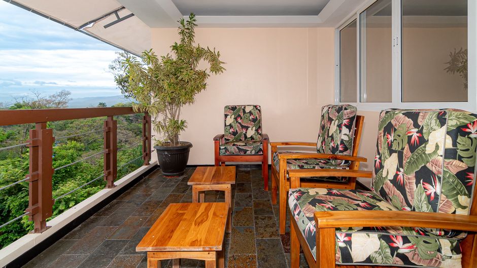 Gaia Hotel and Reserve Room