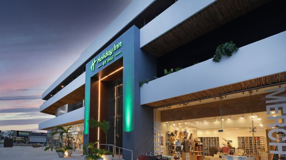 Holiday Inn Tulum Downtown Exterior