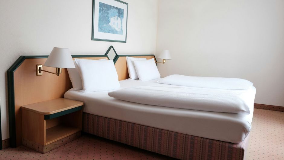 Four Essen City Centre Room