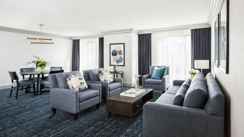 Chelsea Hotel, Toronto Suite
