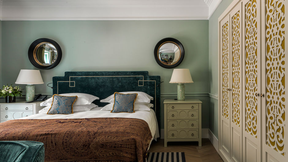 Hotel de La Ville Room