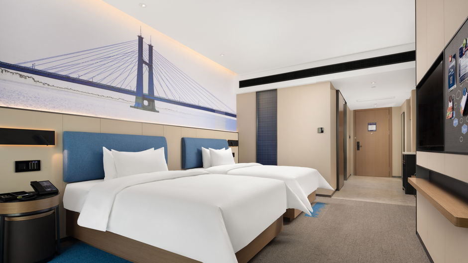 Hampton by Hilton Dongying Room