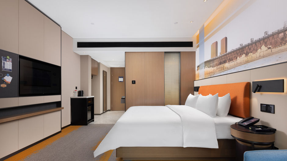 Hampton by Hilton Dongying Room