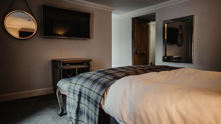 Broadford Hotel Room