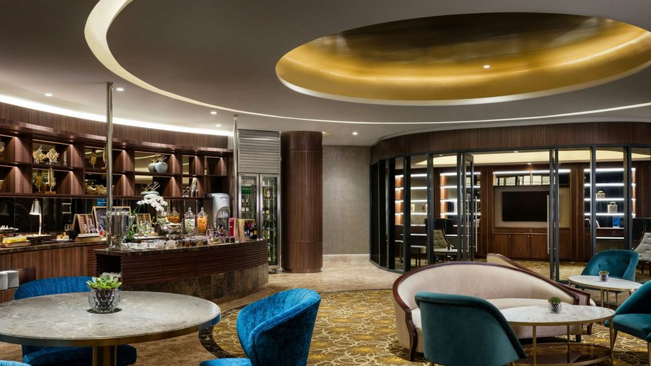 Sheraton Grand Danang Resort Restaurant