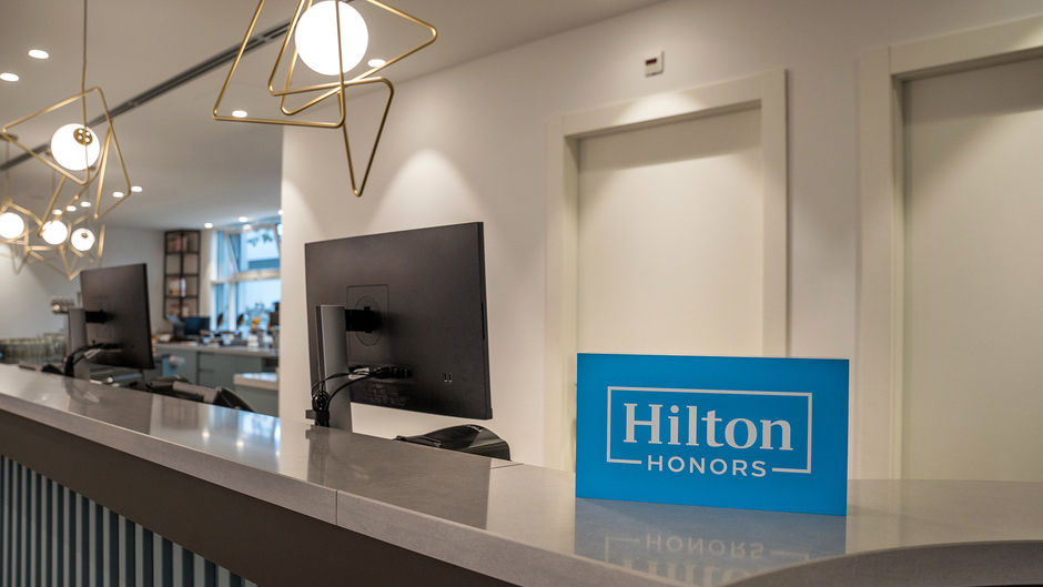 Hampton by Hilton Locarno Lobby