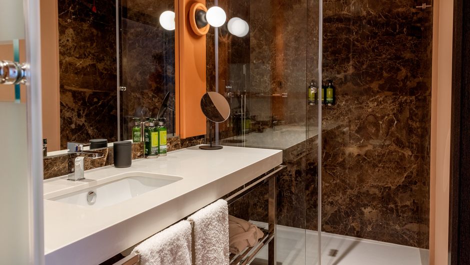 Porto Curio Collection Room
