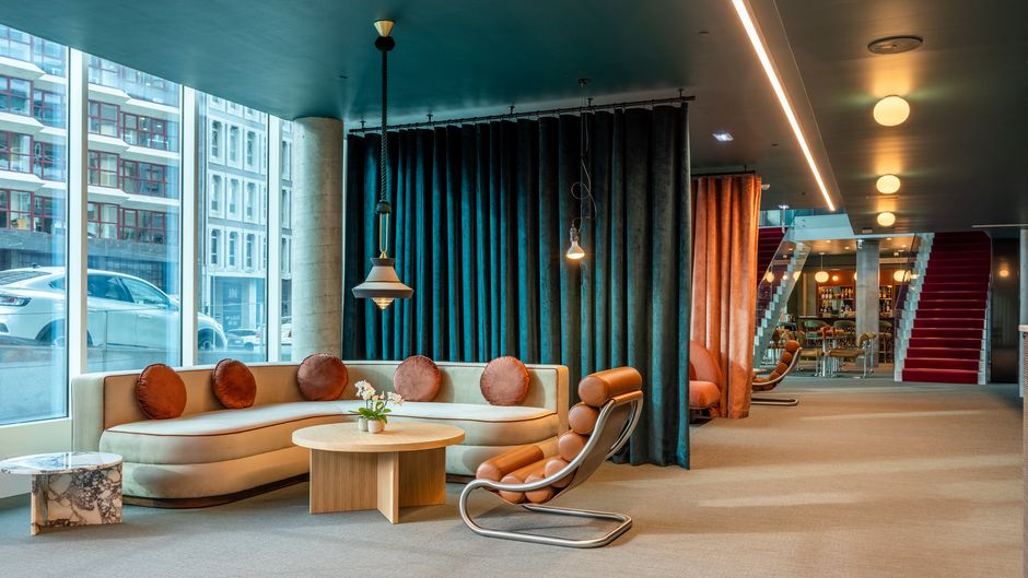 Porto Curio Collection Lobby
