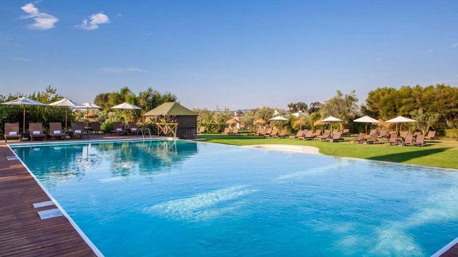 Convento do Espinheiro Resort & Spa Pool