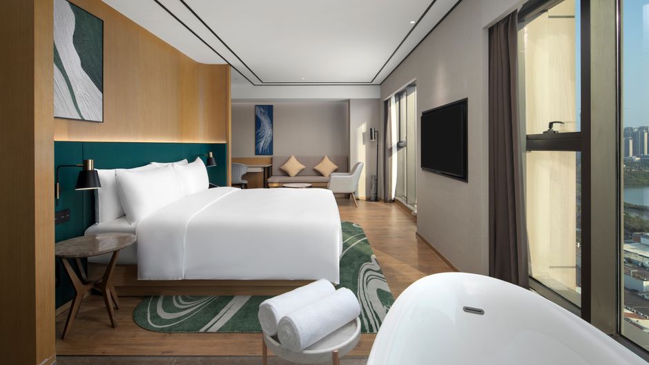 Hilton Garden Inn Xiamen Bailuzhou Park Room