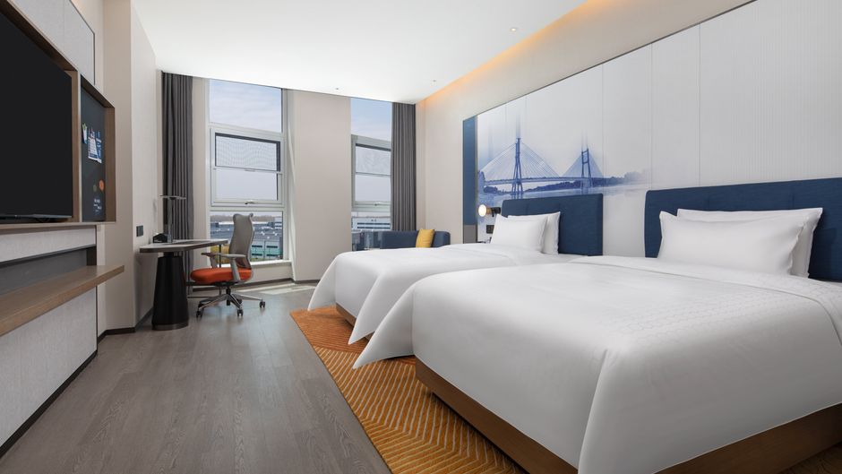 Hampton Inn Jinan Yaoqiang Intl Airport Room