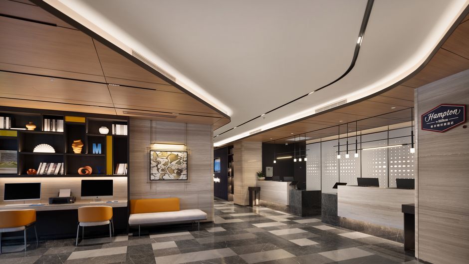 Hampton Suzhou Guanqian Street Lobby