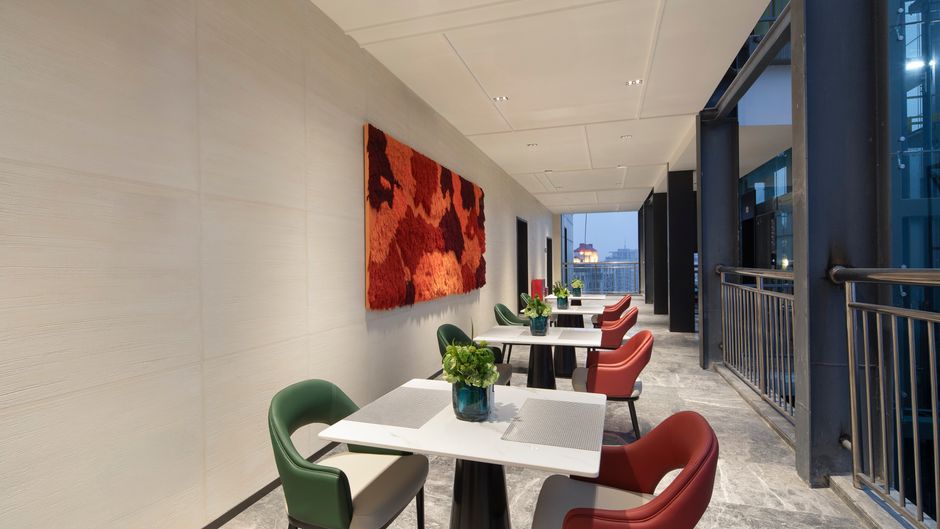 Hampton Inn CKG Hongyadong River View Restaurant