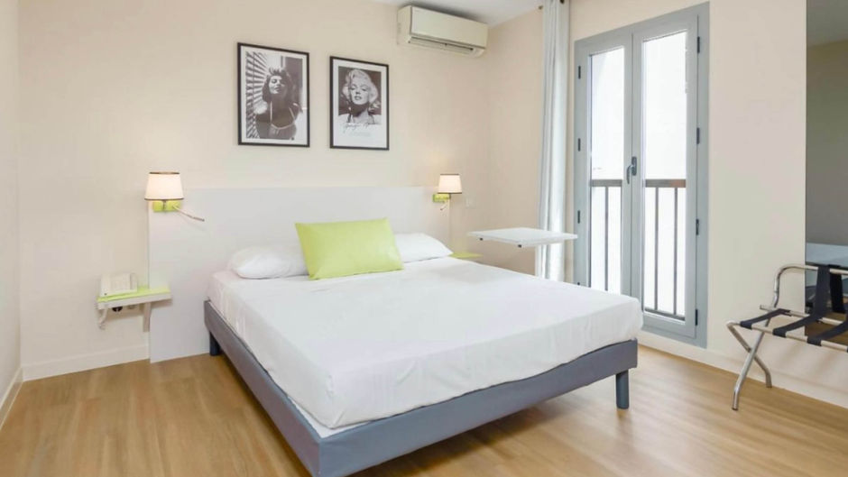 Ibis Styles Juan-Les-Pins Room