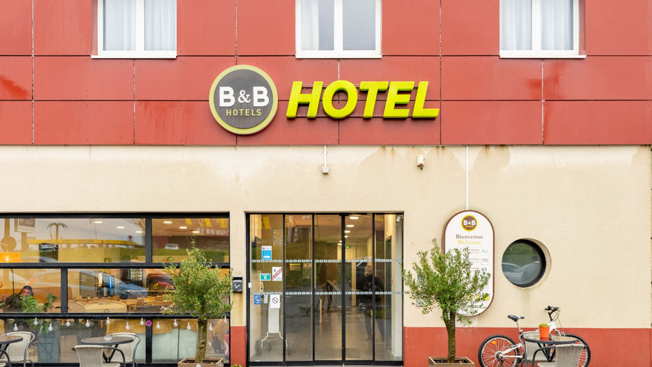 Ibis Maubeuge Exterior