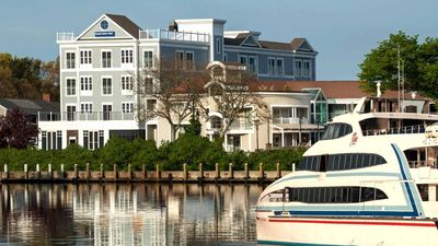 Hyannis Harbor Hotel
