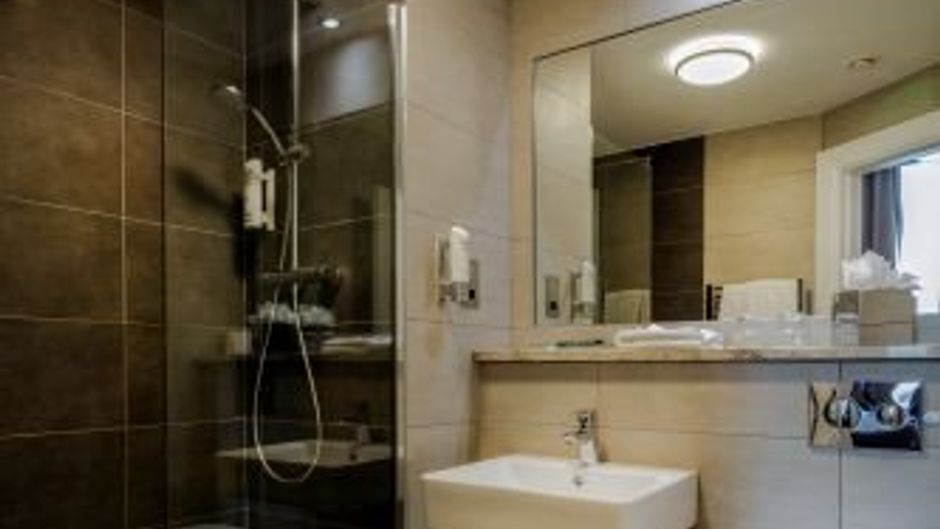 Cassidy's Hotel Suite