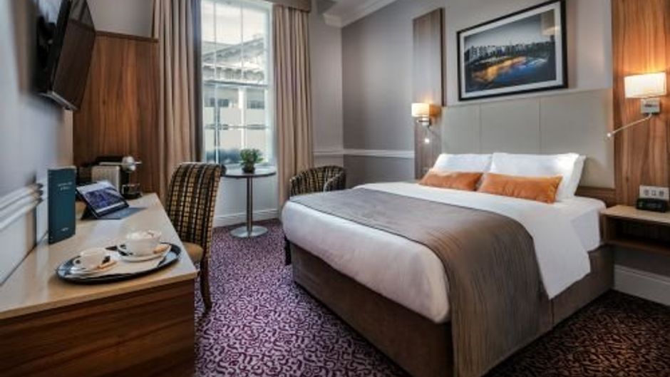 Cassidy's Hotel Room