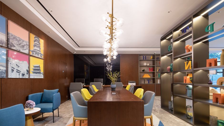 Hampton by Hilton Baiyin Lobby