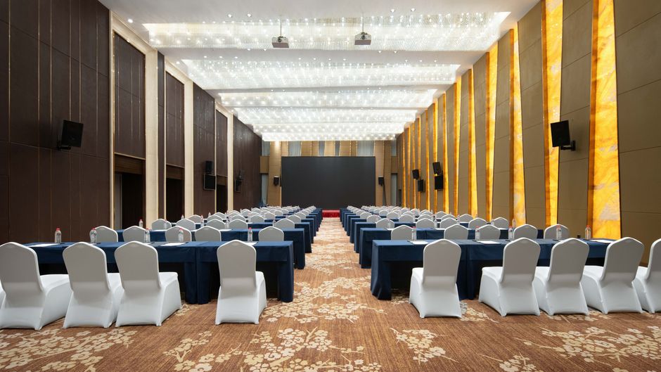 Hampton Inn Chongqing Jiangbeizui Meeting