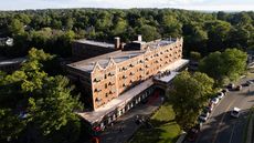 The Albion Summit Hotel