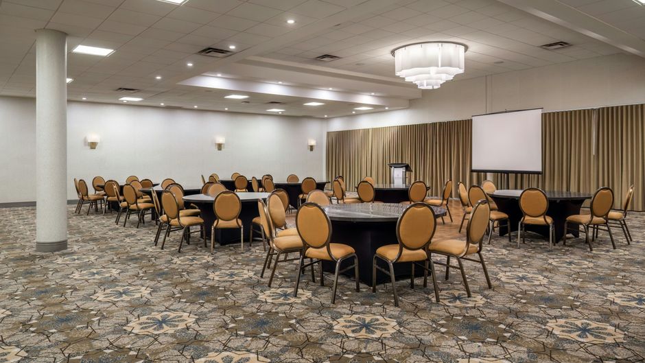 Sheraton Vancouver Guildford Hotel Meeting