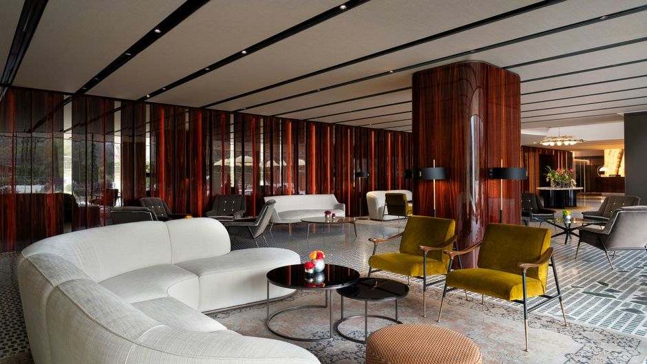 Sheraton Lake Como Hotel Lobby