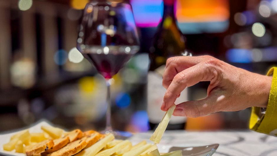 Jardines de Uleta Suites Restaurant