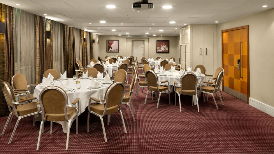 Crowne Plaza London Ealing Ballroom