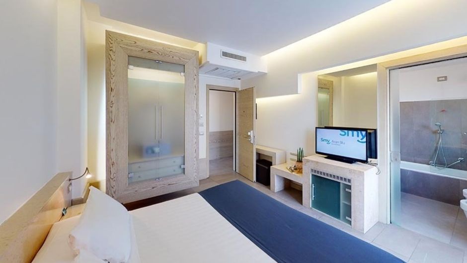 Smy Aran Blu Roma Mare Room
