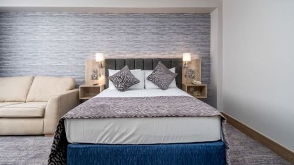 Rochestown Lodge Hotel Room
