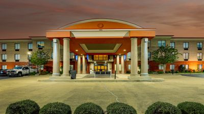 Holiday Inn Express & Suites Gadsden W-N