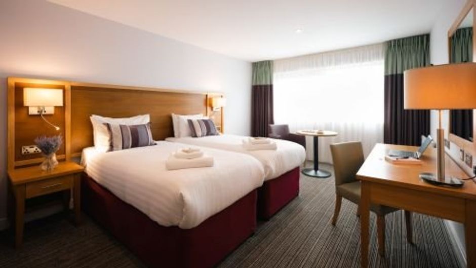 Aspect Hotel Park West Room