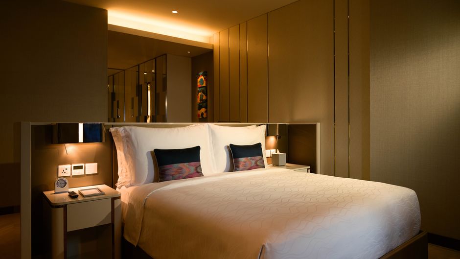 Cinnamon Life City of Dreams Suite