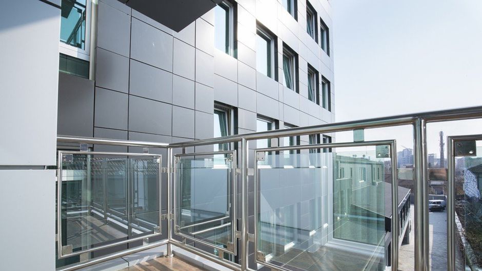 Prezident Hotel Exterior