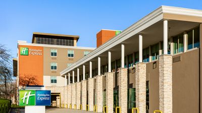 Holiday Inn Express Baltimore/Stadiums