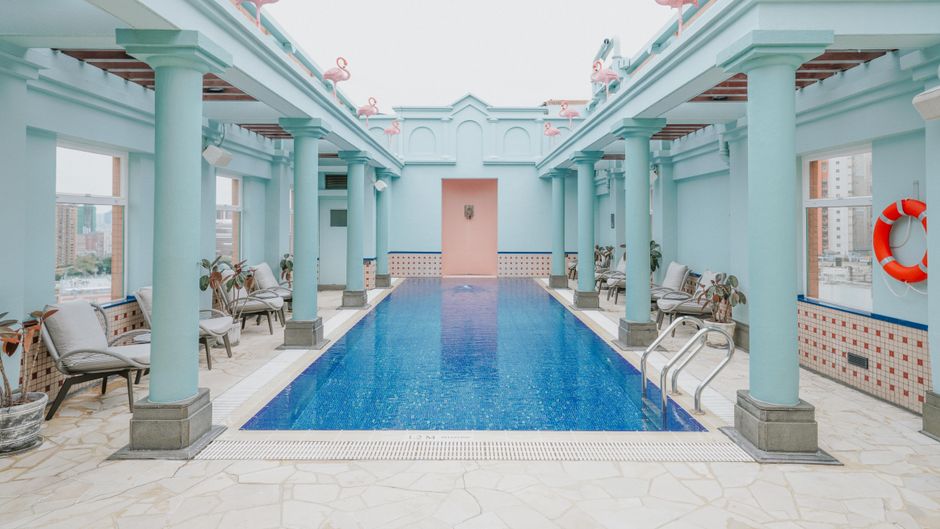 Eaton HK Pool
