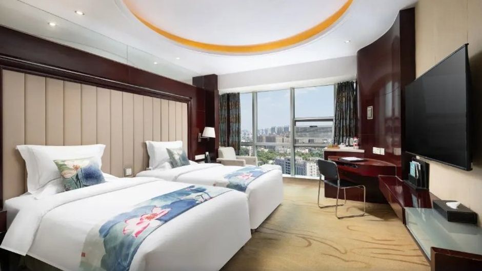 Zhonghao Grand Hotel Room