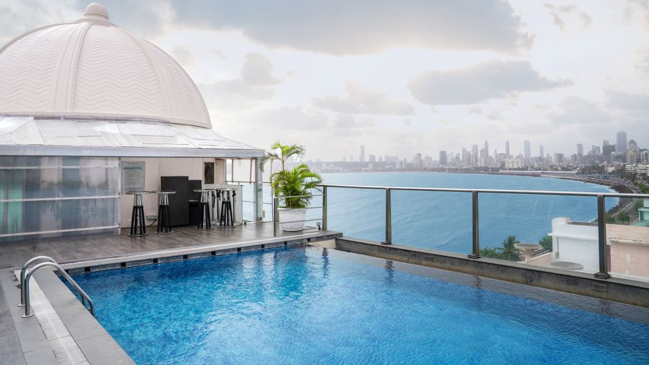 InterContinental Hotel Marine Drive Pool